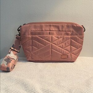 Lug Flare in Pink with camo rose lining